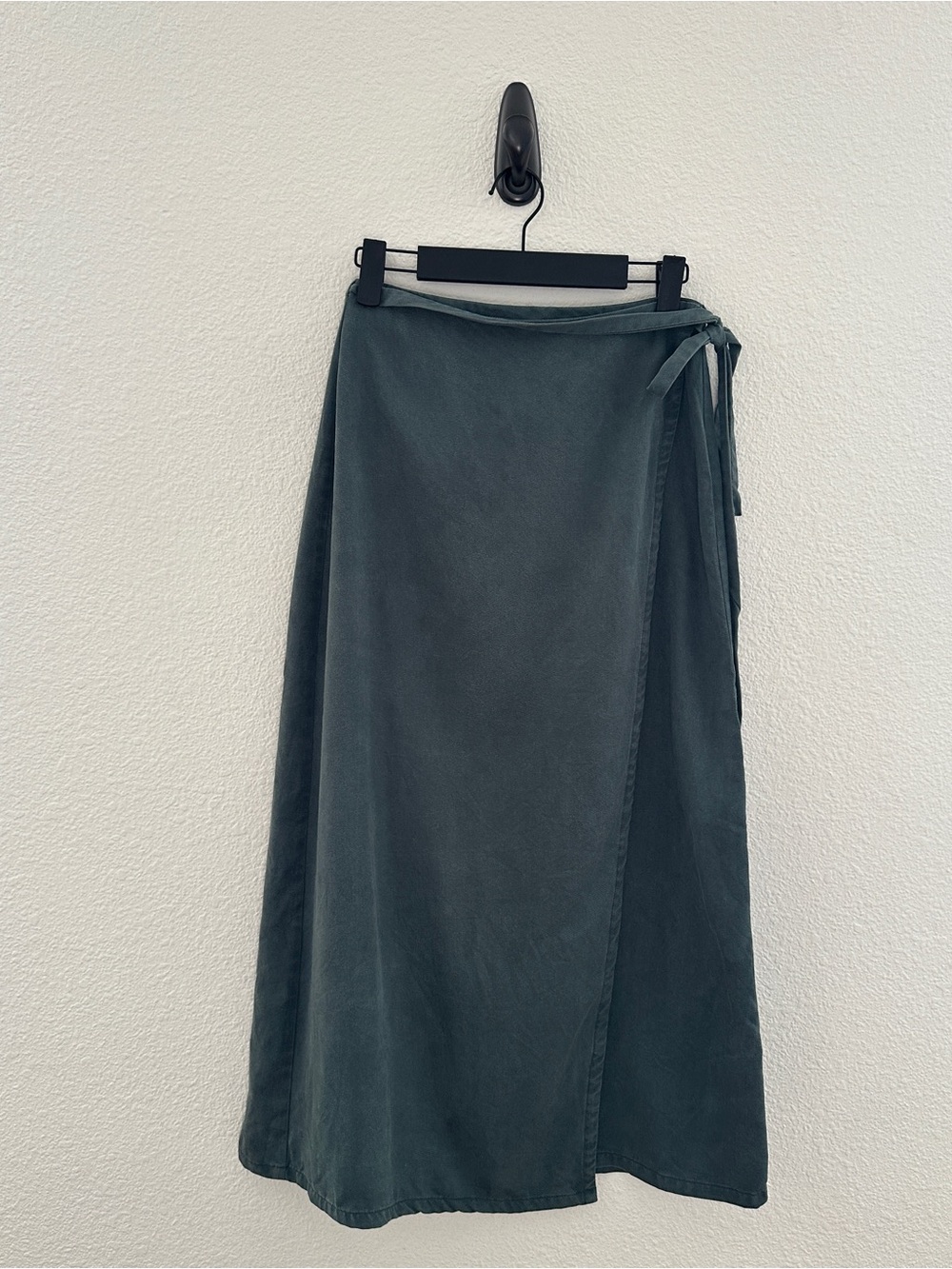 Vetta Wrap Skirt Womens XS Green 100% Tencel Midi Side Tie Capsule Wardrobe